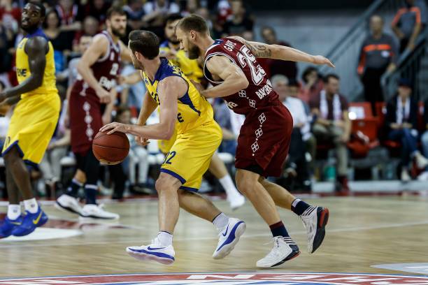 员的频繁调 员的频繁调